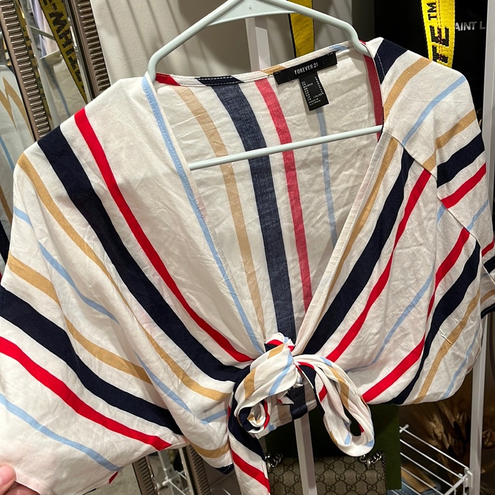 Forver12 tie front stripped top